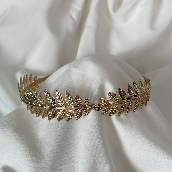 Goddess Accessories - Picture 5 of 7